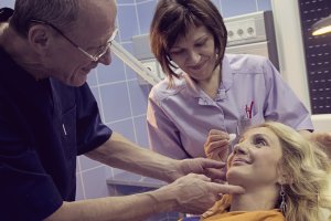 Augenlidoperation - Augenlidstraffung - Tränensäcke entfernen - preiswerte plastisch-chirurgische Behandlungen in Ungarn